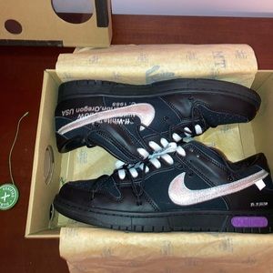 Off white lot 50 dunks🖤